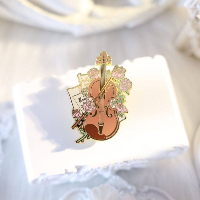 Violin Hard Enamel Pin1